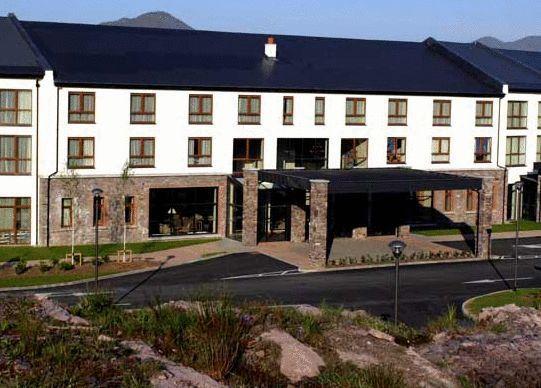 Golden'S Cove Apartments At Sneem Hotel Zewnętrze zdjęcie